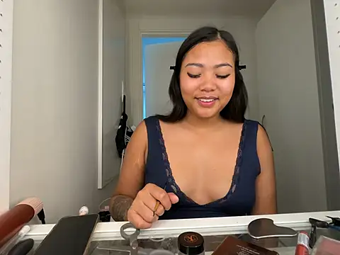 TitiTinyThai online show from 2, 8, 2026