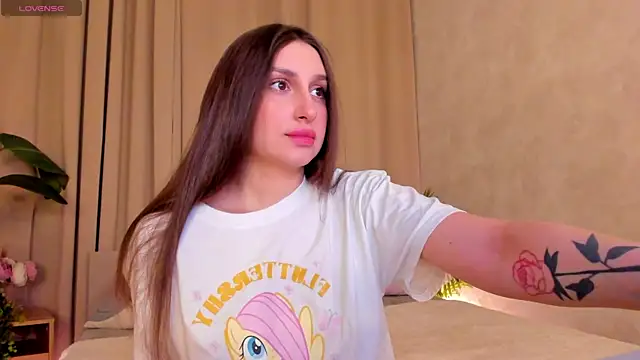 Celine Coello online show from 31, 5, 2026