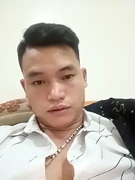 Snapshot of Maycute18 chatting on 5, 2, 2026 Maycute18 online show from 5, 2, 2026