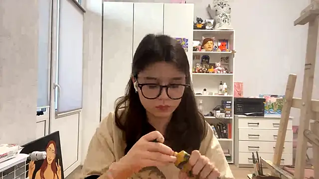 SaintMari online show from 5, 4, 2026