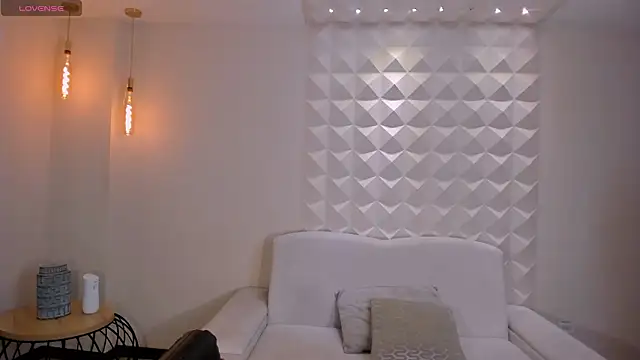 EmilyCarterX online show from 8, 2, 2026