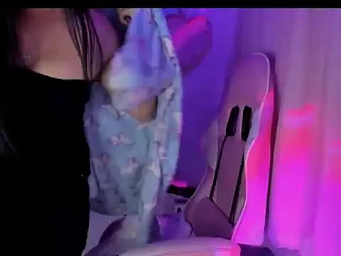 Snapshot of juicy_ass_peach chatting on 15, 1, 2026 juicy ass peach online show from 15, 1, 2026