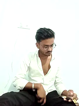 Snapshot of sdgjjkkmm chatting on 26, 2, 2026 sdgjjkkmm online show from 26, 2, 2026