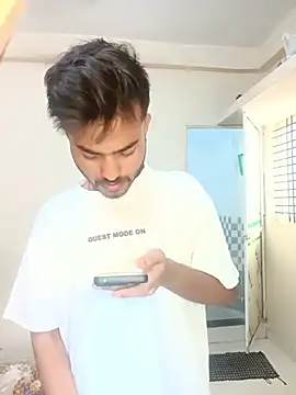 sdgjjkkmm online show from 8, 6, 2026