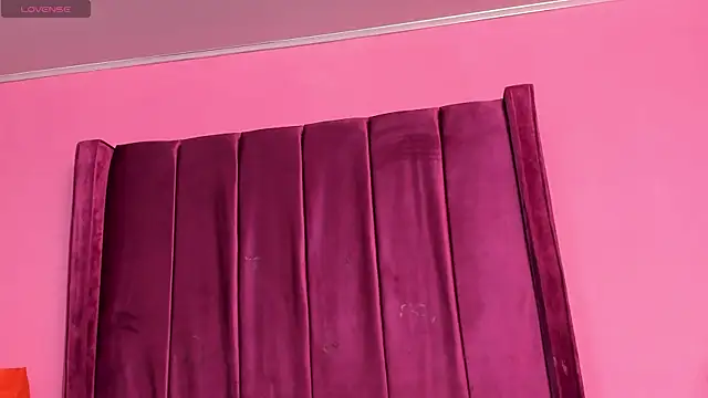 Snapshot of mitzukywinteer chatting on 10, 7, 2026 mitzukywinteer online show from 10, 7, 2026