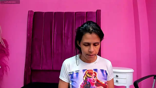 Snapshot of mitzukywinteer chatting on 12, 7, 2026 mitzukywinteer online show from 12, 7, 2026