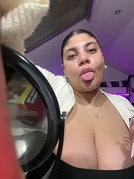 MinaKhalina online show from 6, 2, 2026