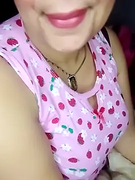 Snapshot of Naughty-Yousra chatting on 7, 2, 2026 Naughty-Yousra online show from 7, 2, 2026