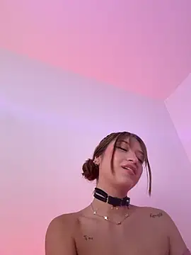 Alison Ivanova online show from 17, 6, 2026