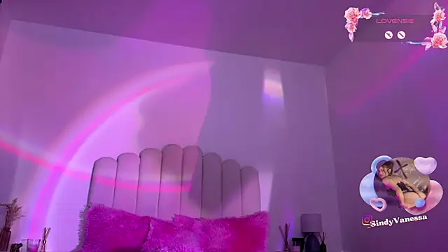 Alison Ivanova online show from 7, 7, 2026