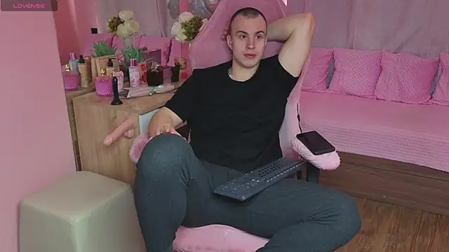 Kris Braun online show from 5, 3, 2026