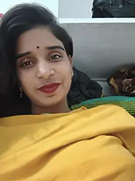 Cute-Natashaa online show from 17, 7, 2026