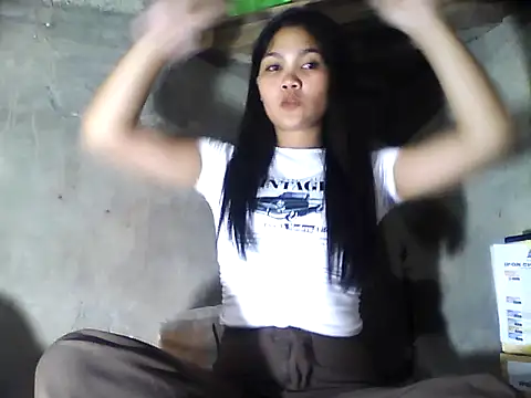 Snapshot of PinaySkinnyJust18 chatting on 17, 7, 2026 PinaySkinnyJust18 online show from 17, 7, 2026