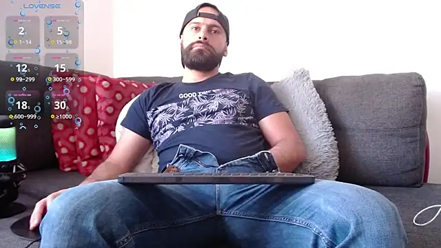 Snapshot of SpermsBank chatting on 28, 9, 2025 SpermsBank online show from 28, 9, 2025