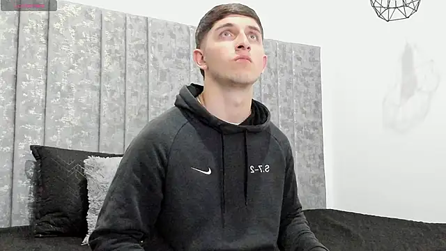 Snapshot of Calvin_Hunter chatting on 11, 3, 2026 Calvin Hunter online show from 11, 3, 2026