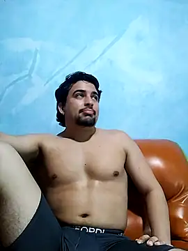 Snapshot of AxelWhitte chatting on 13, 2, 2026 AxelWhitte online show from 13, 2, 2026