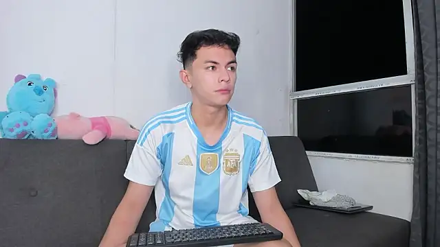 Caydensmit online show from 9, 2, 2026