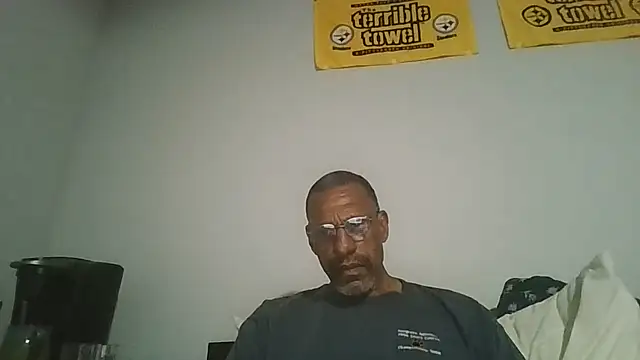 swimmer2496 online show from 12, 7, 2026