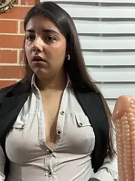 A-uroora online show from 14, 4, 2026