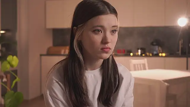 Snapshot of EleniRoeber chatting on 5, 2, 2026 EleniRoeber online show from 5, 2, 2026