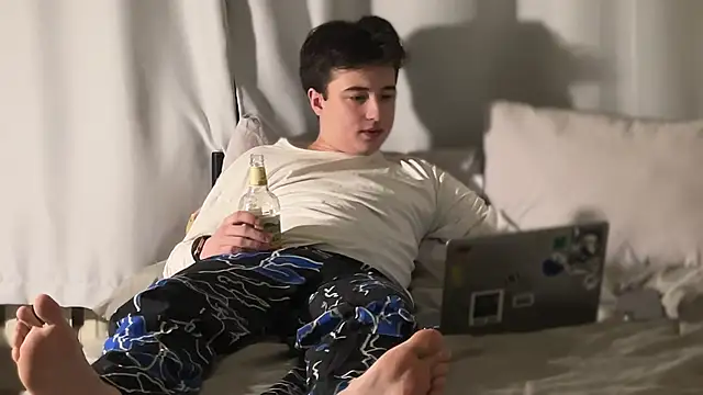 coolskum0 online show from 15, 3, 2026