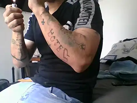 Snapshot of MRdxxx444 chatting on 24, 5, 2026 MRdxxx444 online show from 24, 5, 2026