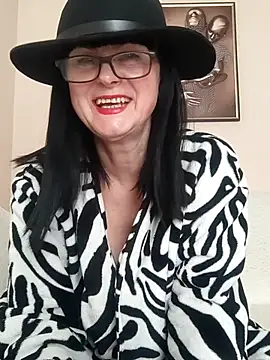 AliceSwan57 online show from 26, 4, 2026