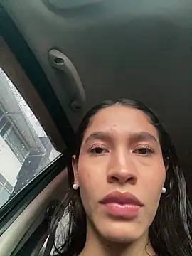 JuliaaVega online show from 13, 2, 2026