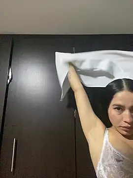 JuliaaVega online show from 28, 2, 2026