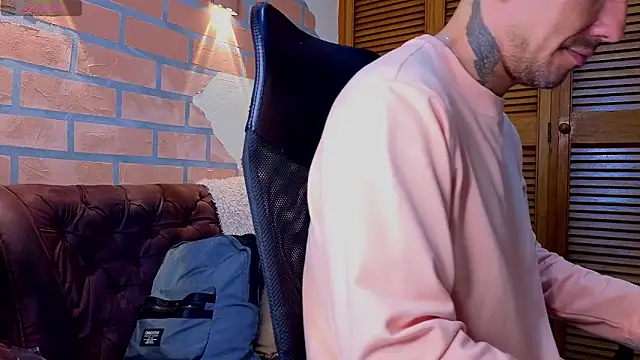 mister eithan online show from 25, 3, 2026