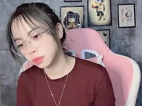 Suki 99 online show from 27, 2, 2026