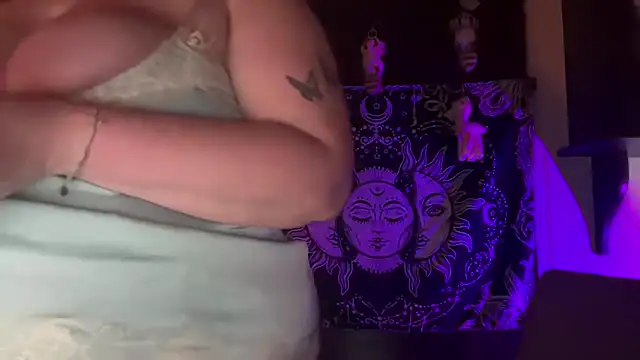 Snapshot of xopeachybaby chatting on 3, 6, 2026 xopeachybaby online show from 3, 6, 2026