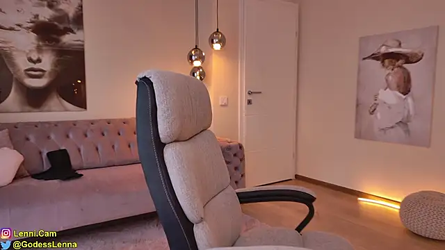 Lenna Godess online show from 11, 2, 2026