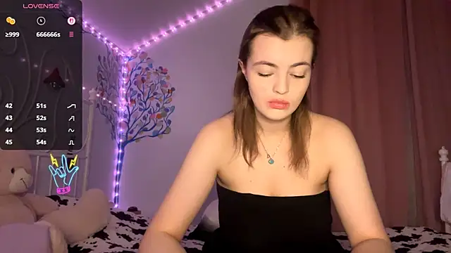 MistressBabe online show from 6, 4, 2026