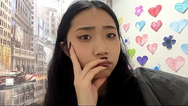 SweetMiaXO online show from 3, 3, 2026