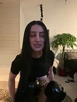 Snapshot of bellaxlauren chatting on 30, 4, 2026 bellaxlauren online show from 30, 4, 2026