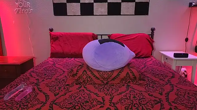 DakotaCharm online show from 18, 4, 2026