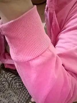 Hot Fiza0 online show from 4, 2, 2026