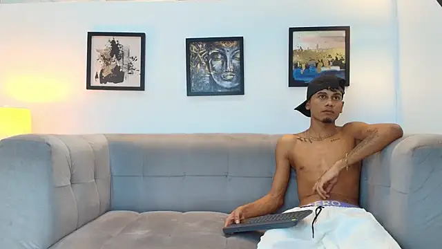 Sexy boys hell2 online show from 17, 2, 2026