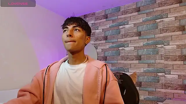 Snapshot of osamu_tay chatting on 2, 3, 2026 osamu tay online show from 2, 3, 2026