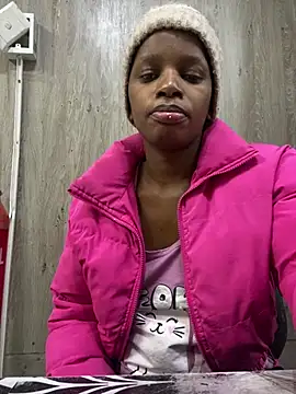 PrimaDonnaxx online show from 17, 4, 2026