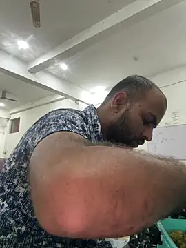 hardlysuck online show from 17, 3, 2026