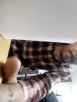 Snapshot of manishk0 chatting on 5, 2, 2026 manishk0 online show from 5, 2, 2026