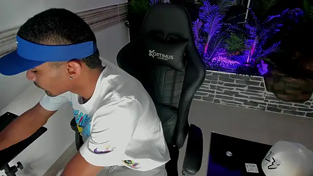 Snapshot of Rpoolrboy chatting on 11, 3, 2026 Rpoolrboy online show from 11, 3, 2026