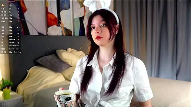 SelmaCarolfi online show from 9, 4, 2026