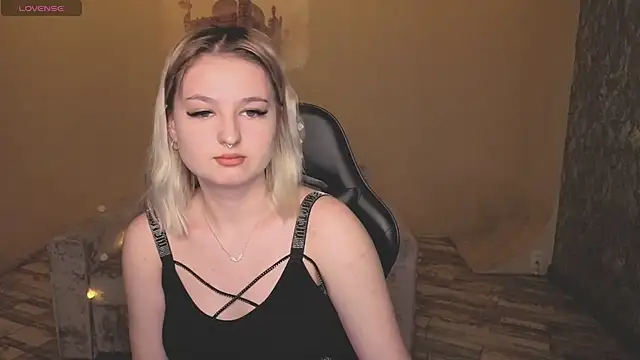 Snapshot of grase_neon chatting on 10, 2, 2026 grase neon online show from 10, 2, 2026