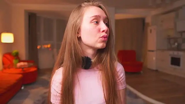 SharaNewbern online show from 27, 3, 2026