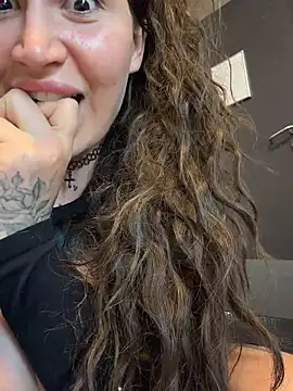 Snapshot of TattooGirlAlia chatting on 3, 7, 2026 TattooGirlAlia online show from 3, 7, 2026