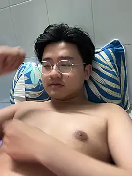 Kami Kazo online show from 5, 5, 2026