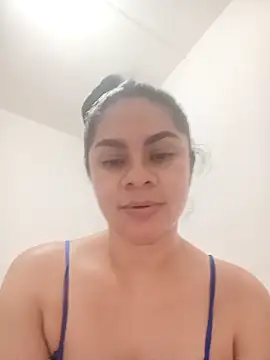 luna pinky online show from 8, 3, 2026